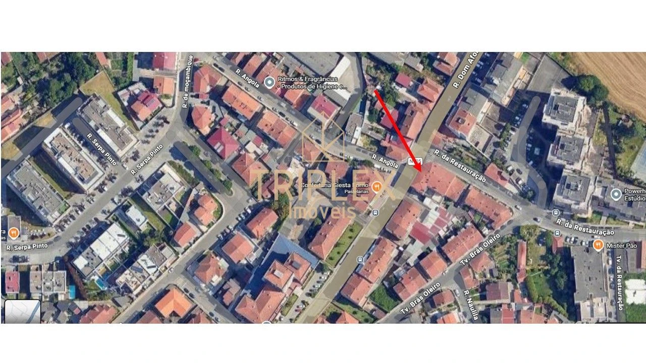 Loja para Arrendamento em Pedrouços Foto 28