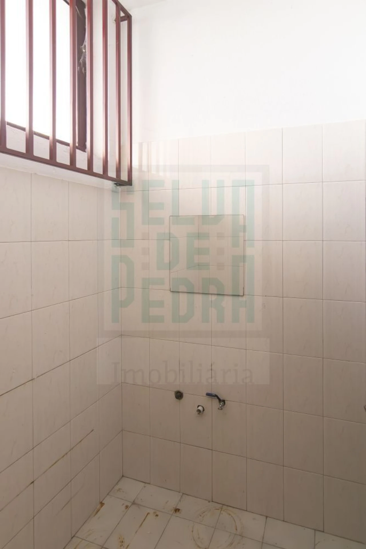 Loja para Venda em Rio Tinto Foto 14