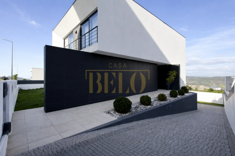 Moradia T3 para Venda em Valongo Foto 2