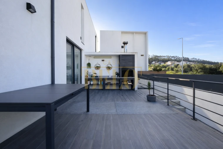 Moradia T3 para Venda em Valongo Foto 15