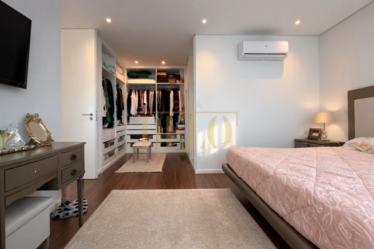 Moradia T3 para Venda em Valongo Foto 44