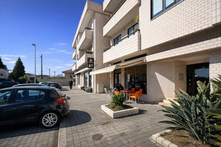 Apartamento T2 para Venda em Nogueira e Silva Escura Foto 20