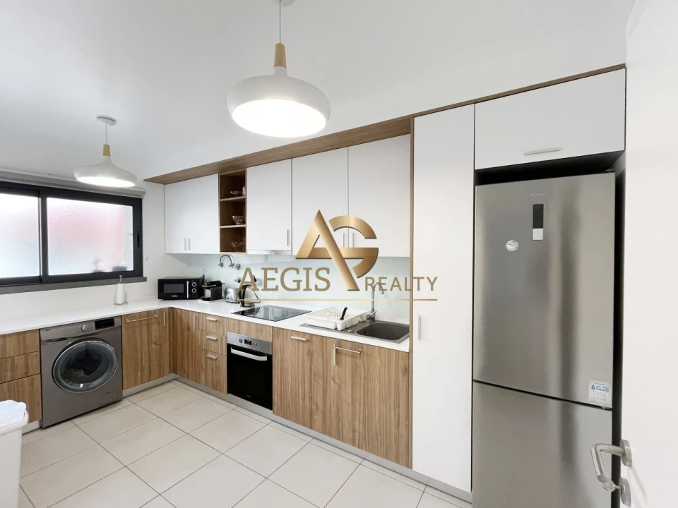 Apartamento T2 para Venda em Caniço Foto 8