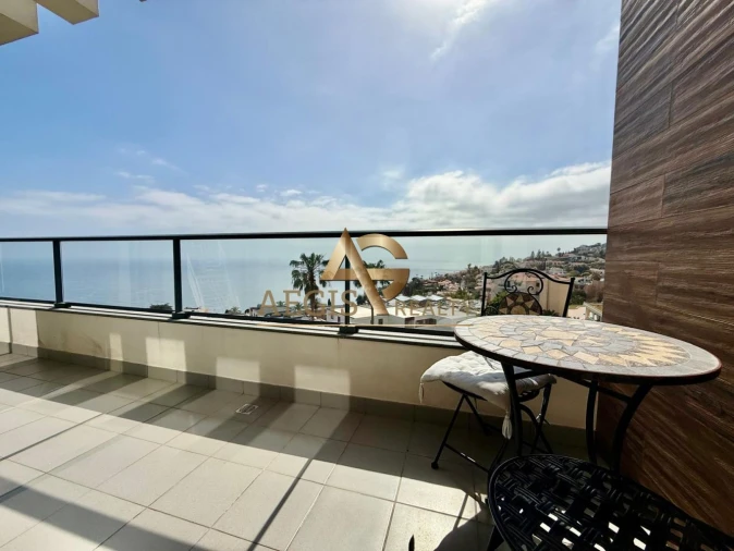 Apartamento T2 para Venda em Caniço Foto 4