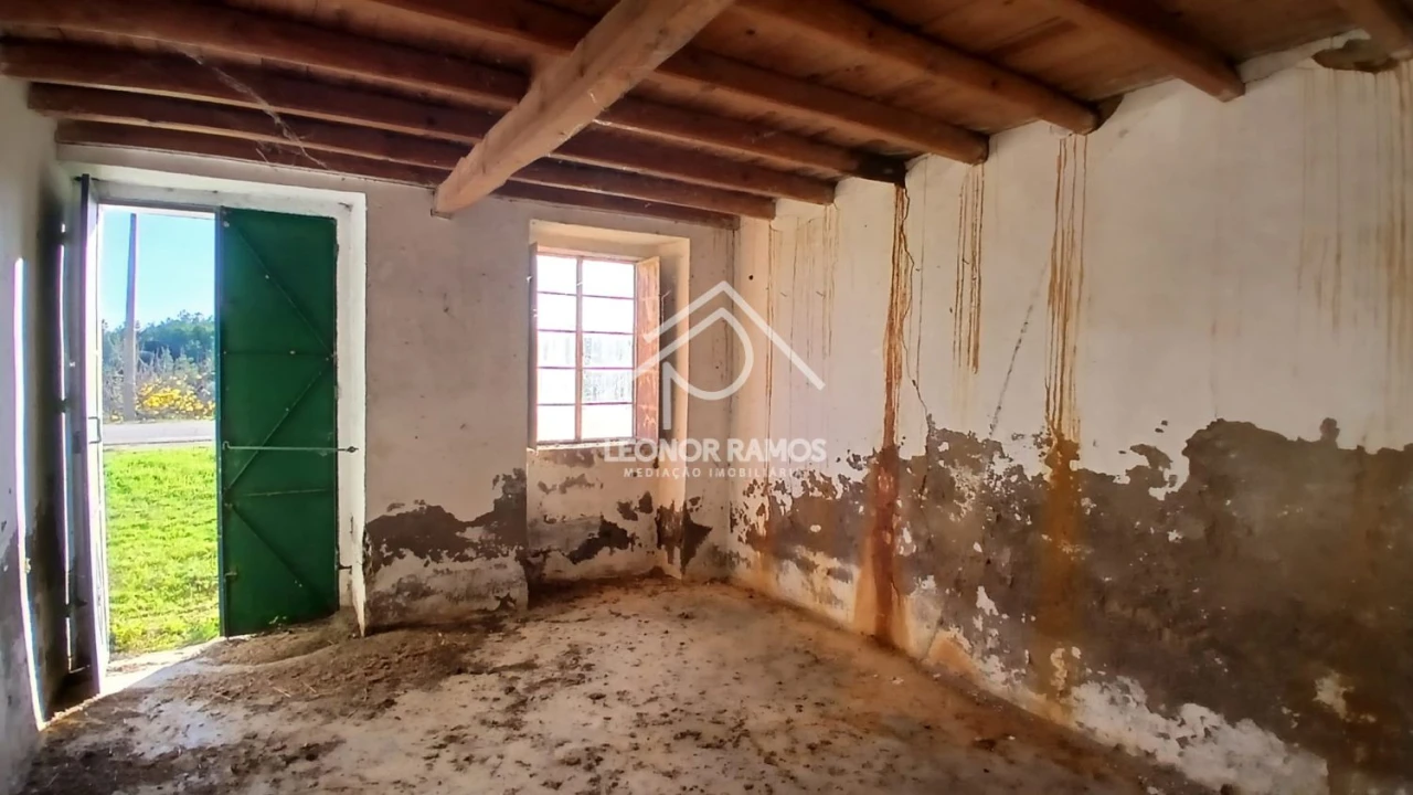 Moradia T1 para Venda em Sarzedas Foto 4