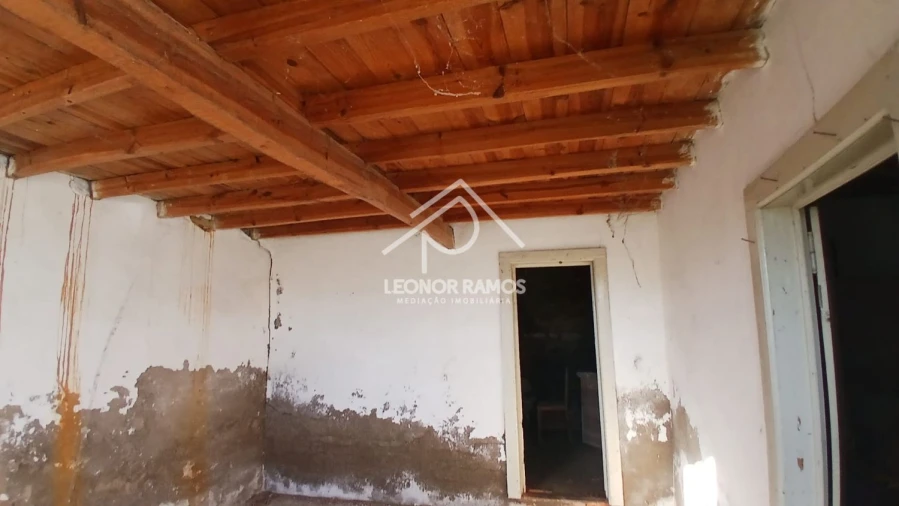 Moradia T1 para Venda em Sarzedas Foto 6