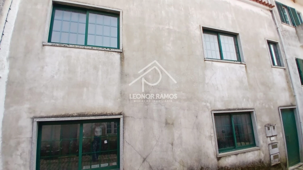 Moradia T2 para Venda em Sarzedas Foto 1