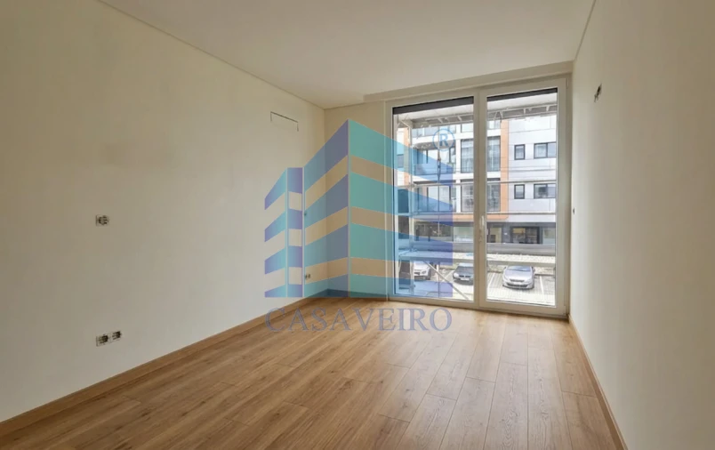 Apartamento T1 para Venda em Glória e Vera Cruz Foto 3