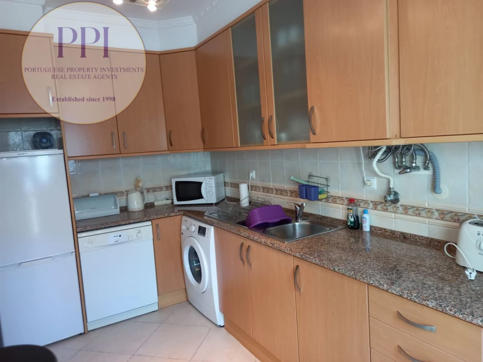 Apartamento T2 para Venda em Budens Foto 15