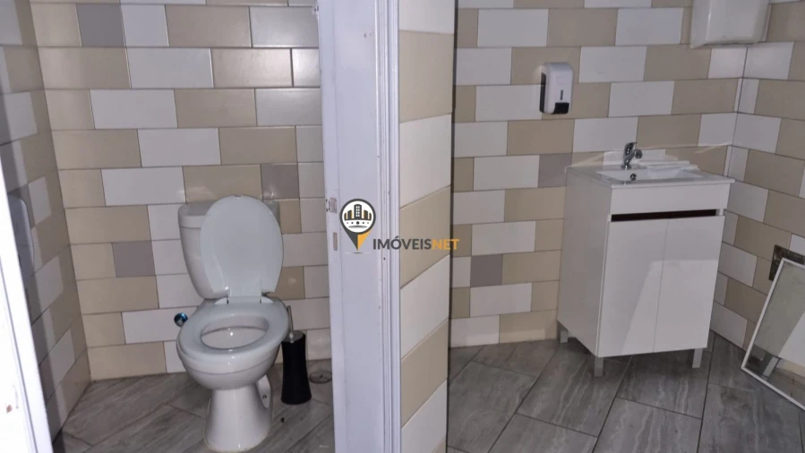 Loja para Arrendamento em Castelo Branco Foto 3