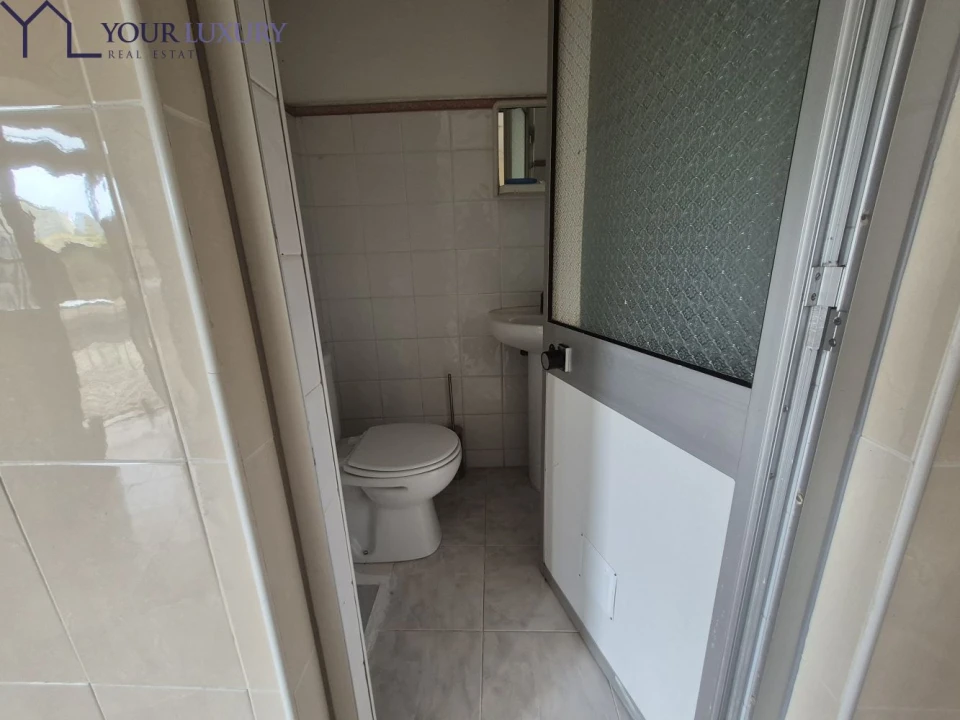 Loja para Arrendamento em Queluz e Belas Foto 4