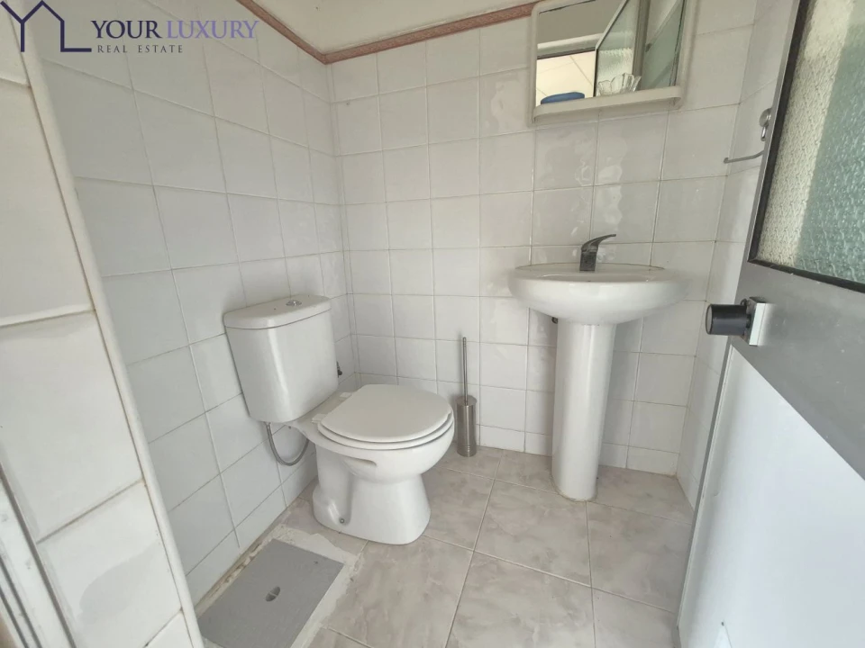 Loja para Arrendamento em Queluz e Belas Foto 7