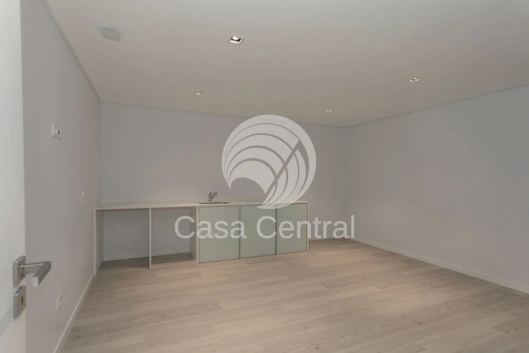 Moradia T5 para Venda em Alcabideche Foto 42