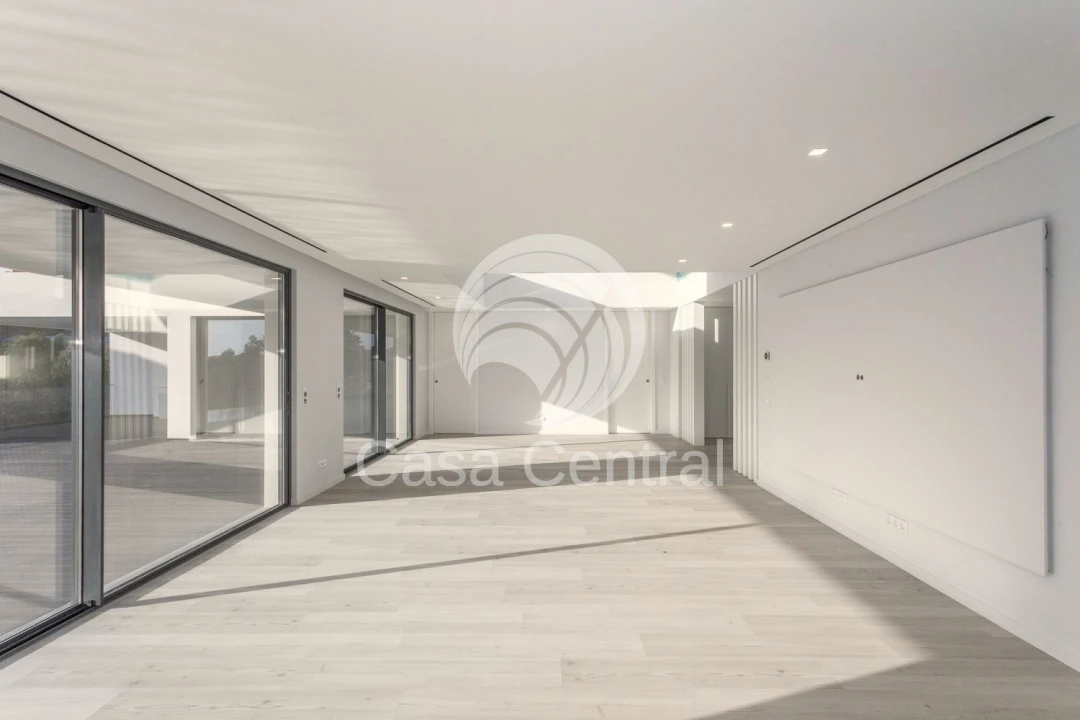 Moradia T5 para Venda em Alcabideche Foto 17