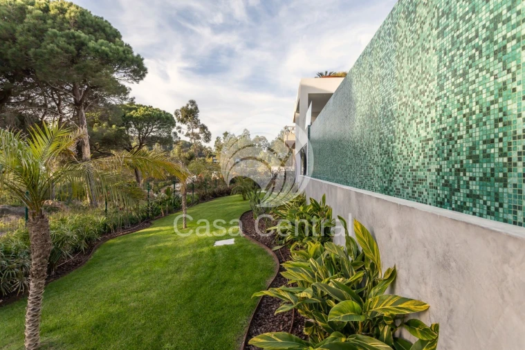 Moradia T5 para Venda em Alcabideche Foto 56