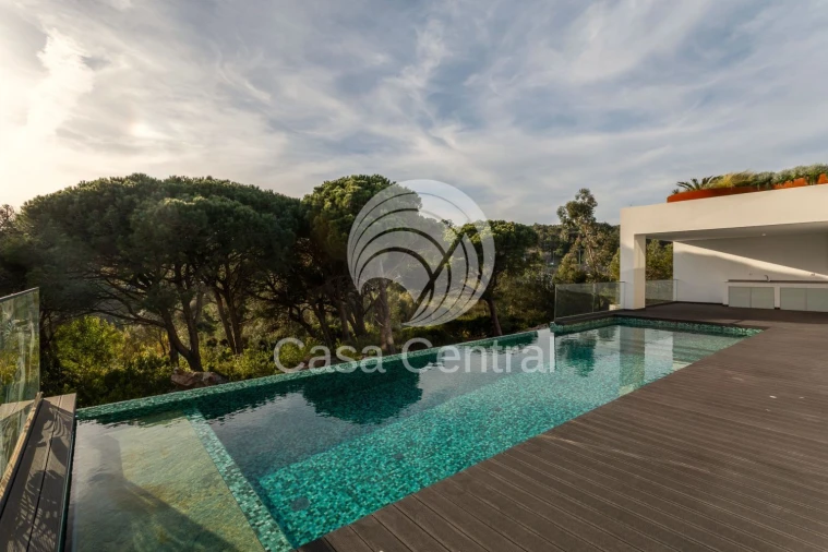 Moradia T5 para Venda em Alcabideche Foto 14