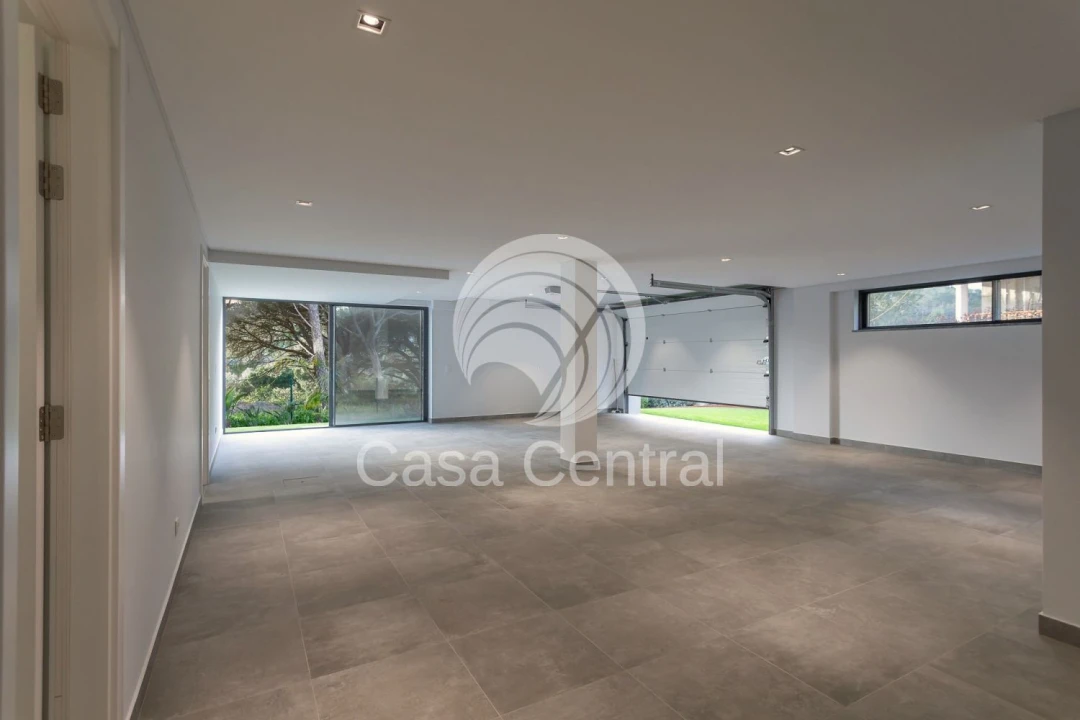 Moradia T5 para Venda em Alcabideche Foto 44