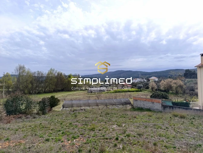 Terreno para Venda em Enxames Foto 8