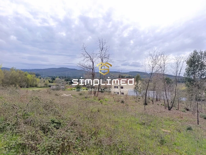 Terreno para Venda em Enxames Foto 13