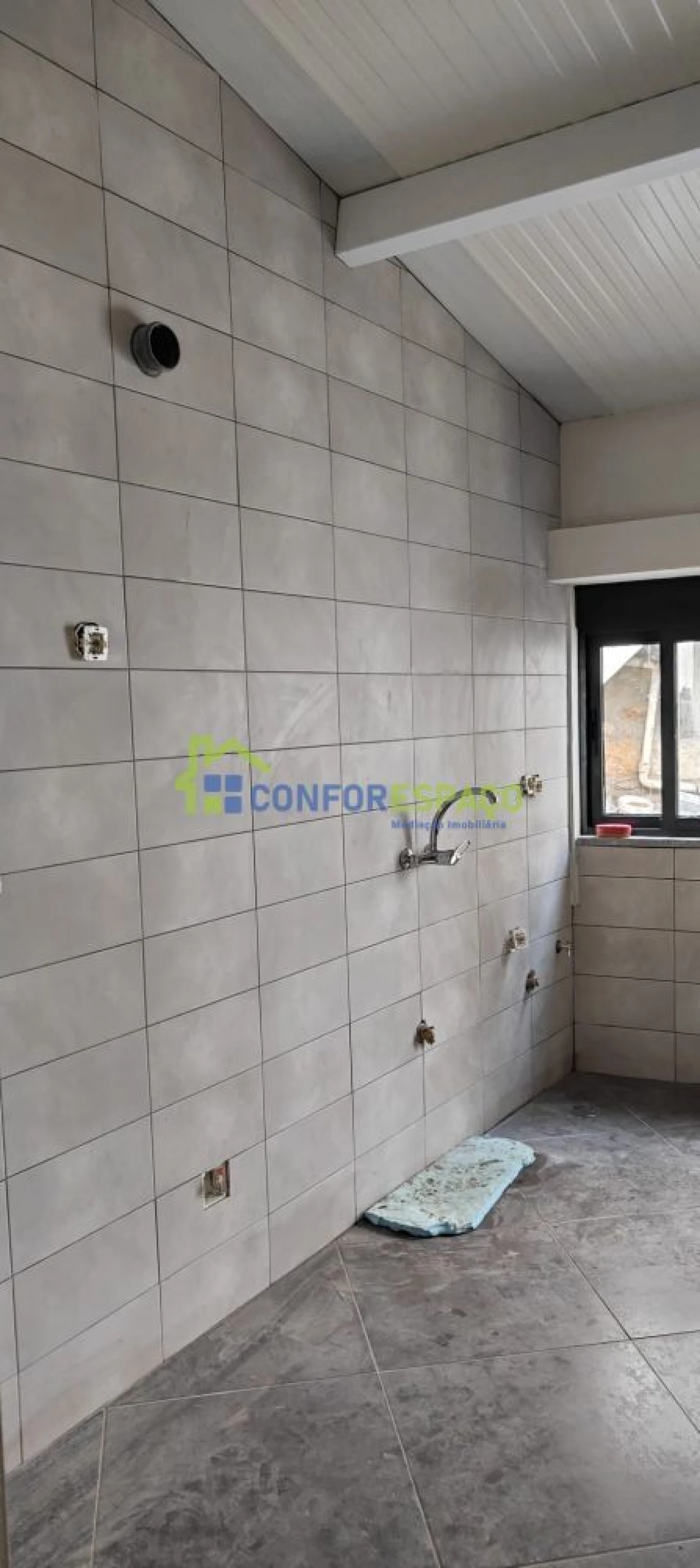 Moradia T0 para Venda em Alcains Foto 3