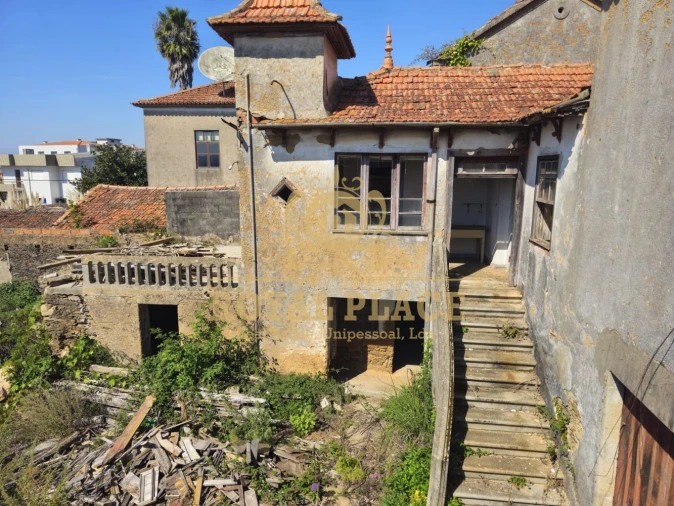 Moradia T4 para Venda em Cortegaça Foto 2