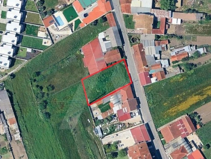 Terreno para Venda em Oiã Foto 1