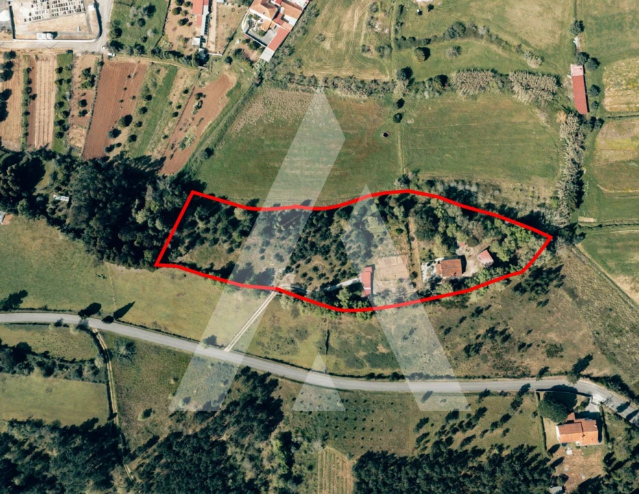 Moradia T2 para Venda em Vacariça Foto 18