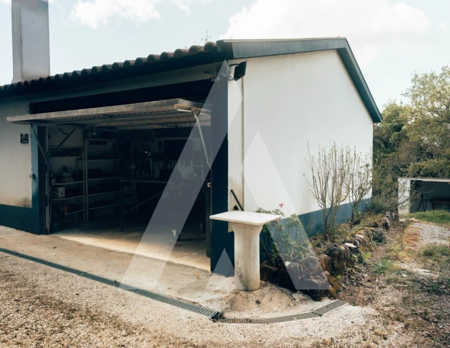 Moradia T2 para Venda em Vacariça Foto 10