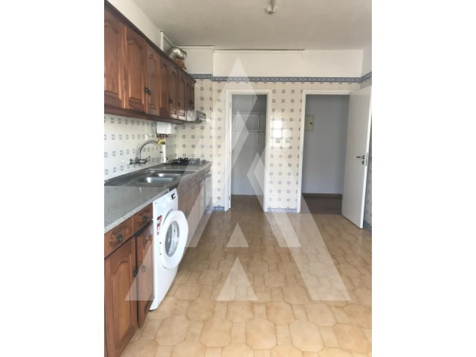 Apartamento T2 para Venda em Vagos e Santo António Foto 5
