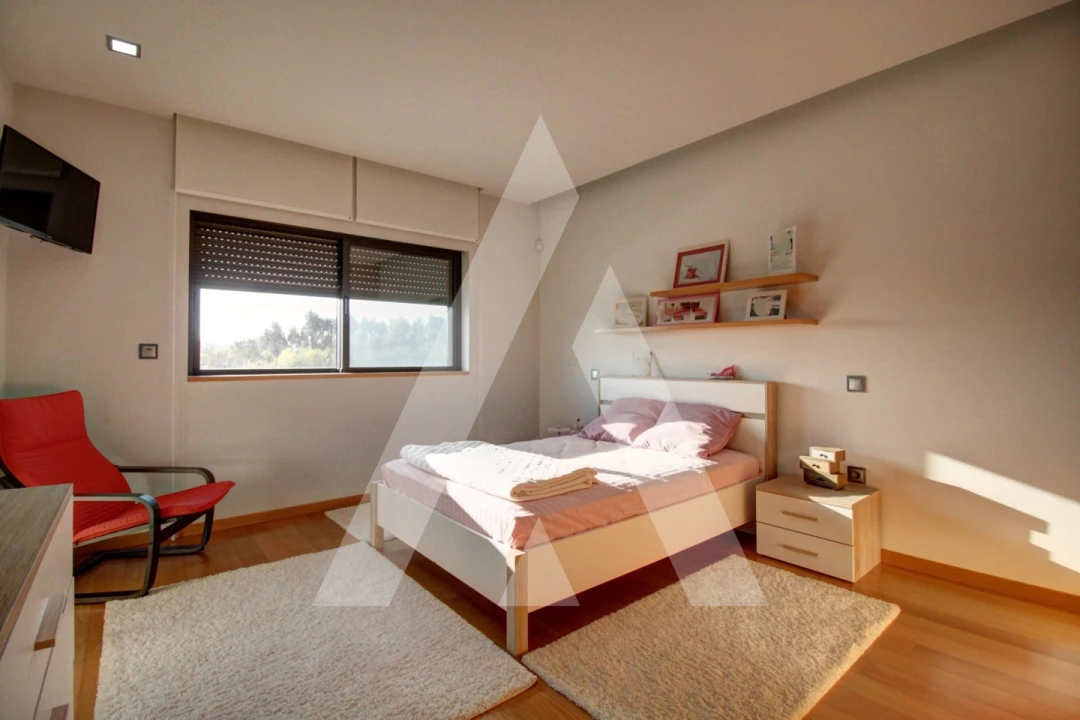 Moradia T4 para Venda em Bustos, Troviscal e Mamarrosa Foto 26