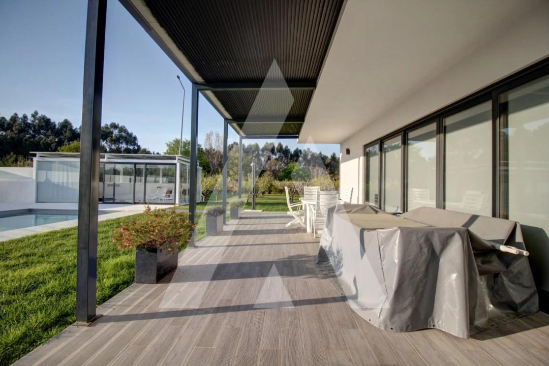 Moradia T4 para Venda em Bustos, Troviscal e Mamarrosa Foto 42