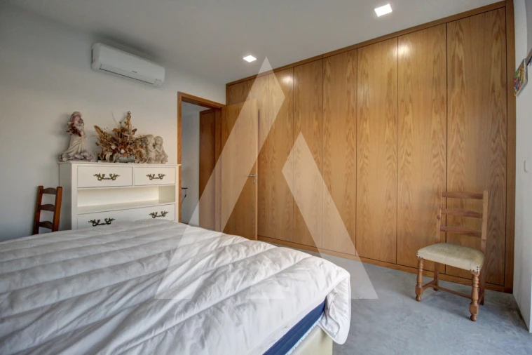 Moradia T4 para Venda em Bustos, Troviscal e Mamarrosa Foto 33