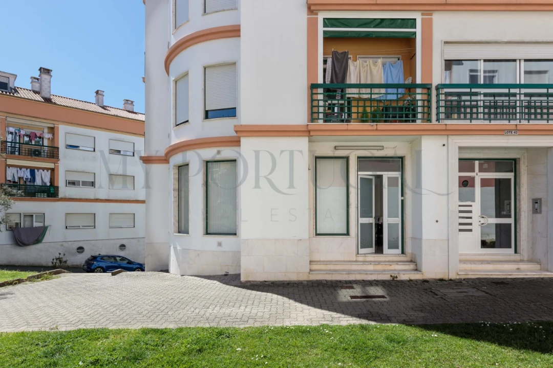 Escritório para Arrendamento em Rio de Mouro Foto 25