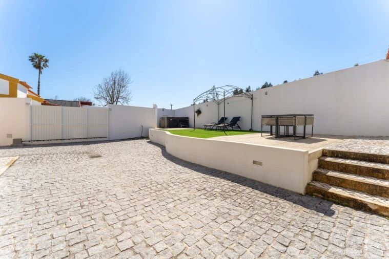 Moradia T3 para Venda em Nadadouro Foto 18