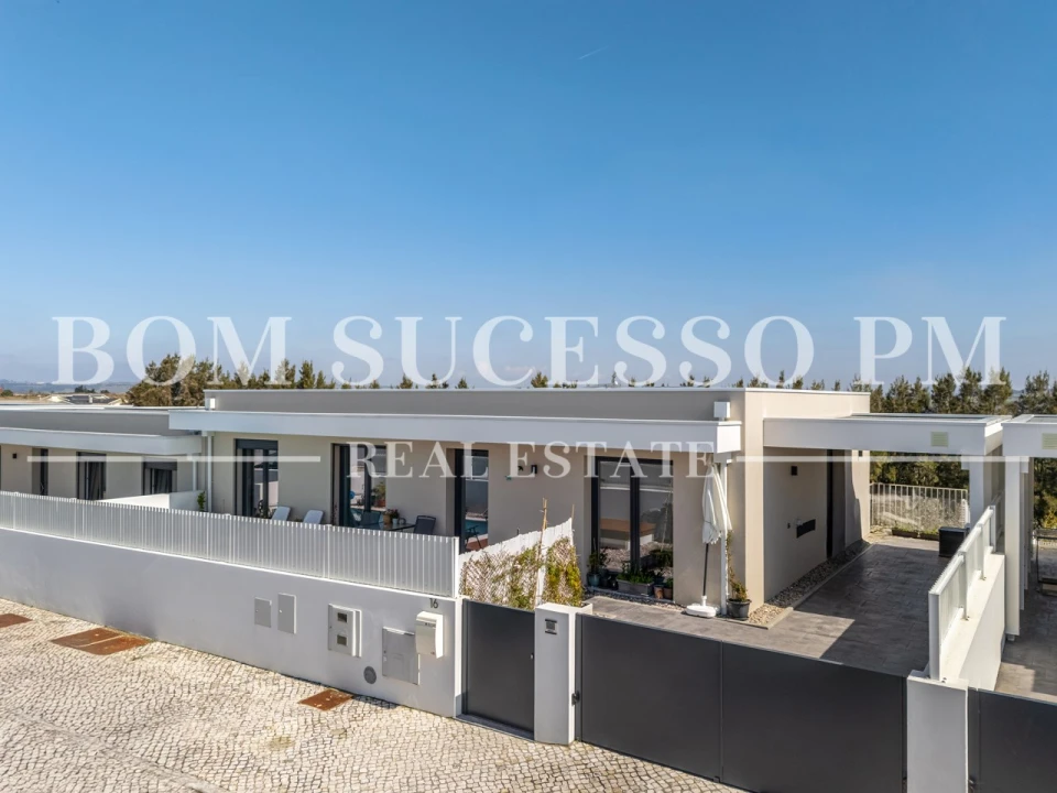 Moradia T3 para Venda em Bombarral e Vale Covo Foto 2