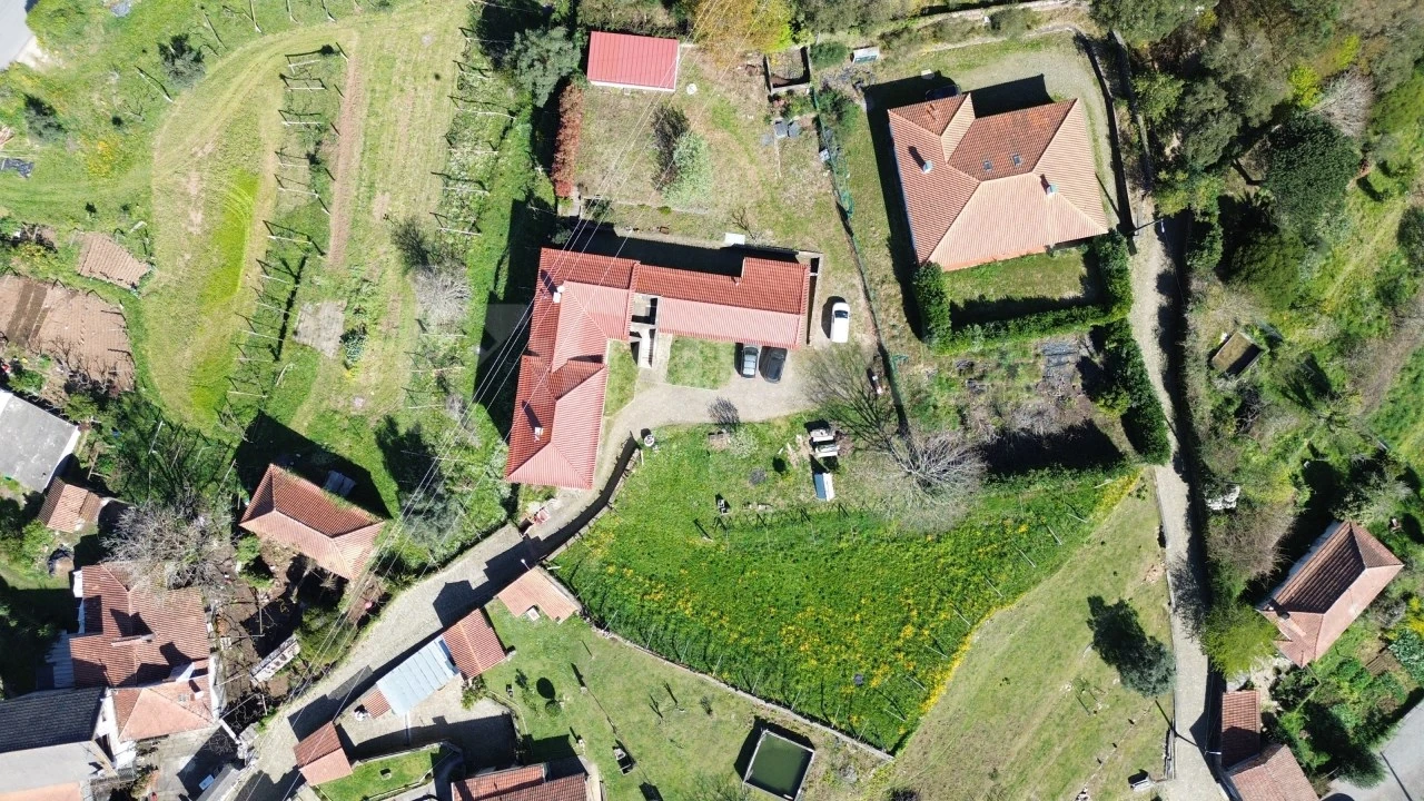 Moradia T5 para Venda em Gondar e Orbacém Foto 47