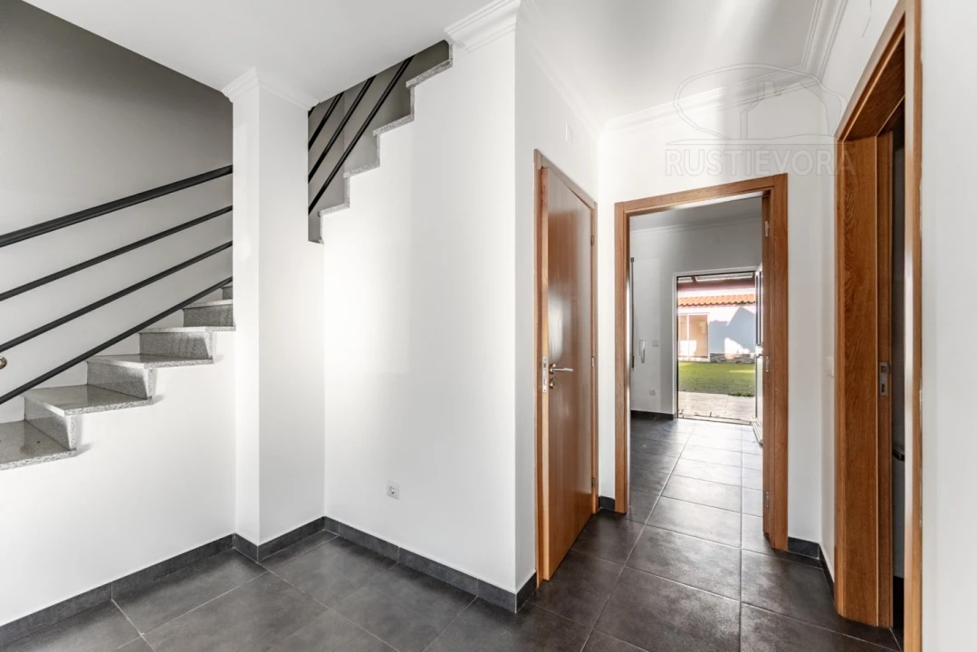 Moradia T3 para Venda em Malagueira e Horta das Figueiras Foto 10