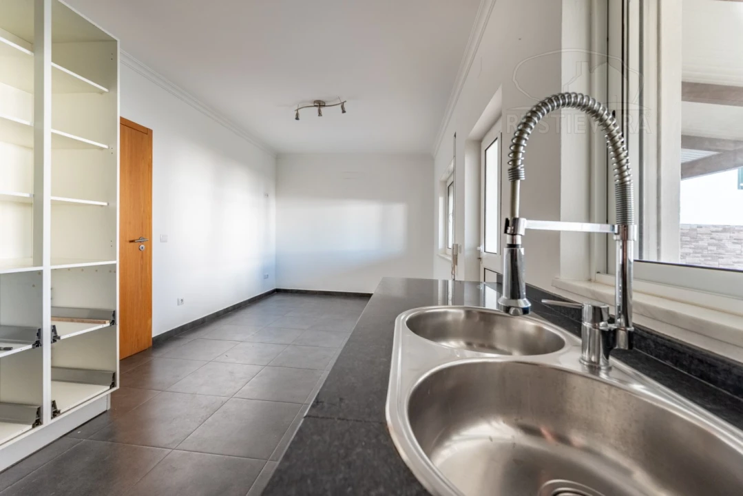 Moradia T3 para Venda em Malagueira e Horta das Figueiras Foto 12