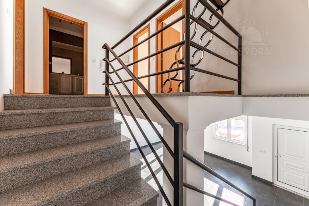 Moradia T3 para Venda em Malagueira e Horta das Figueiras Foto 18