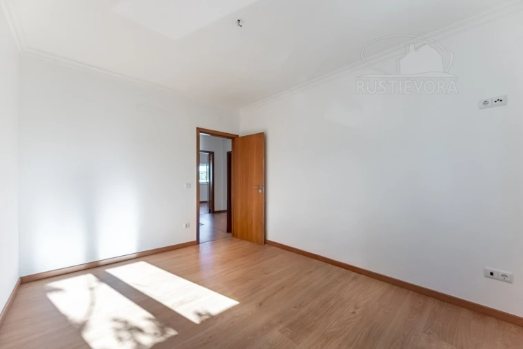 Moradia T3 para Venda em Malagueira e Horta das Figueiras Foto 23