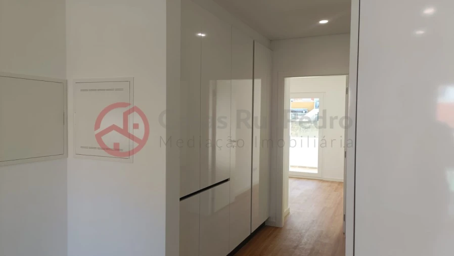 Apartamento T2 para Arrendamento em Laranjeiro e Feijó Foto 28