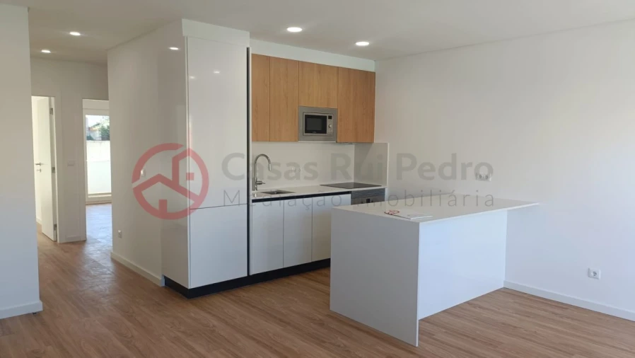 Apartamento T2 para Arrendamento em Laranjeiro e Feijó Foto 3