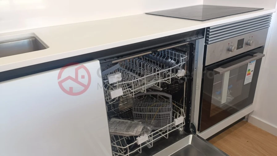 Apartamento T2 para Arrendamento em Laranjeiro e Feijó Foto 9