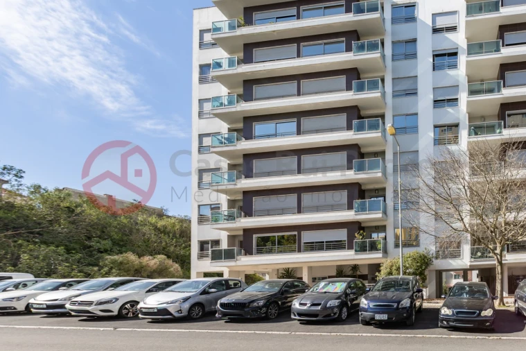 Apartamento T2 para Arrendamento em Laranjeiro e Feijó Foto 5