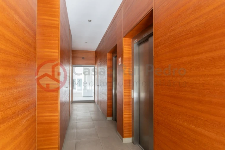 Apartamento T2 para Arrendamento em Laranjeiro e Feijó Foto 59