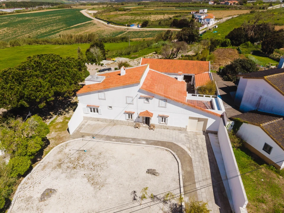 Moradia T2 para Venda em Atouguia da Baleia Foto 5