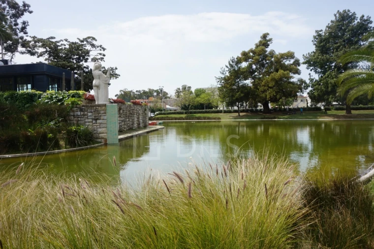 Apartamento T3 para Venda em Alvalade Foto 17