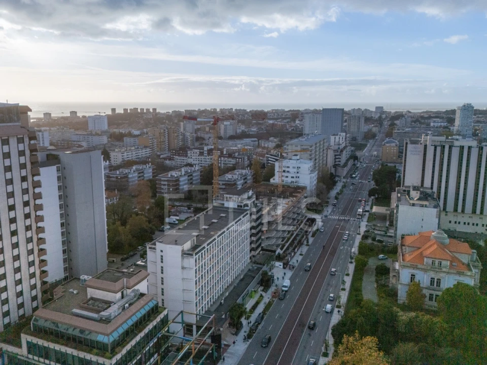Escritório para Arrendamento em Lordelo do Ouro e Massarelos Foto 23