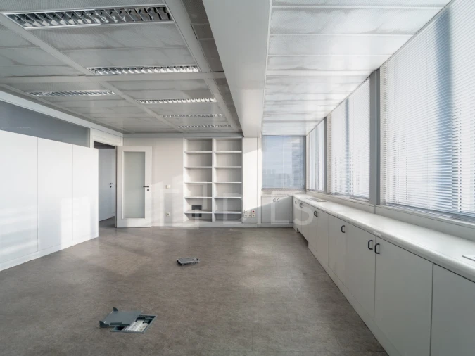 Escritório para Arrendamento em Lordelo do Ouro e Massarelos Foto 5