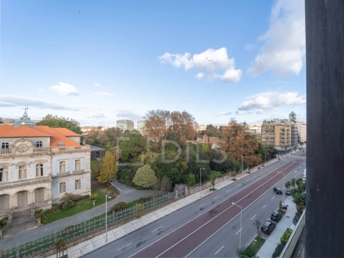 Escritório para Arrendamento em Lordelo do Ouro e Massarelos Foto 9